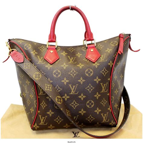 louis vuitton purse cost.